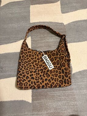 BAGGU Nylon Leopard-Print Shoulder Bag in Brown and Black